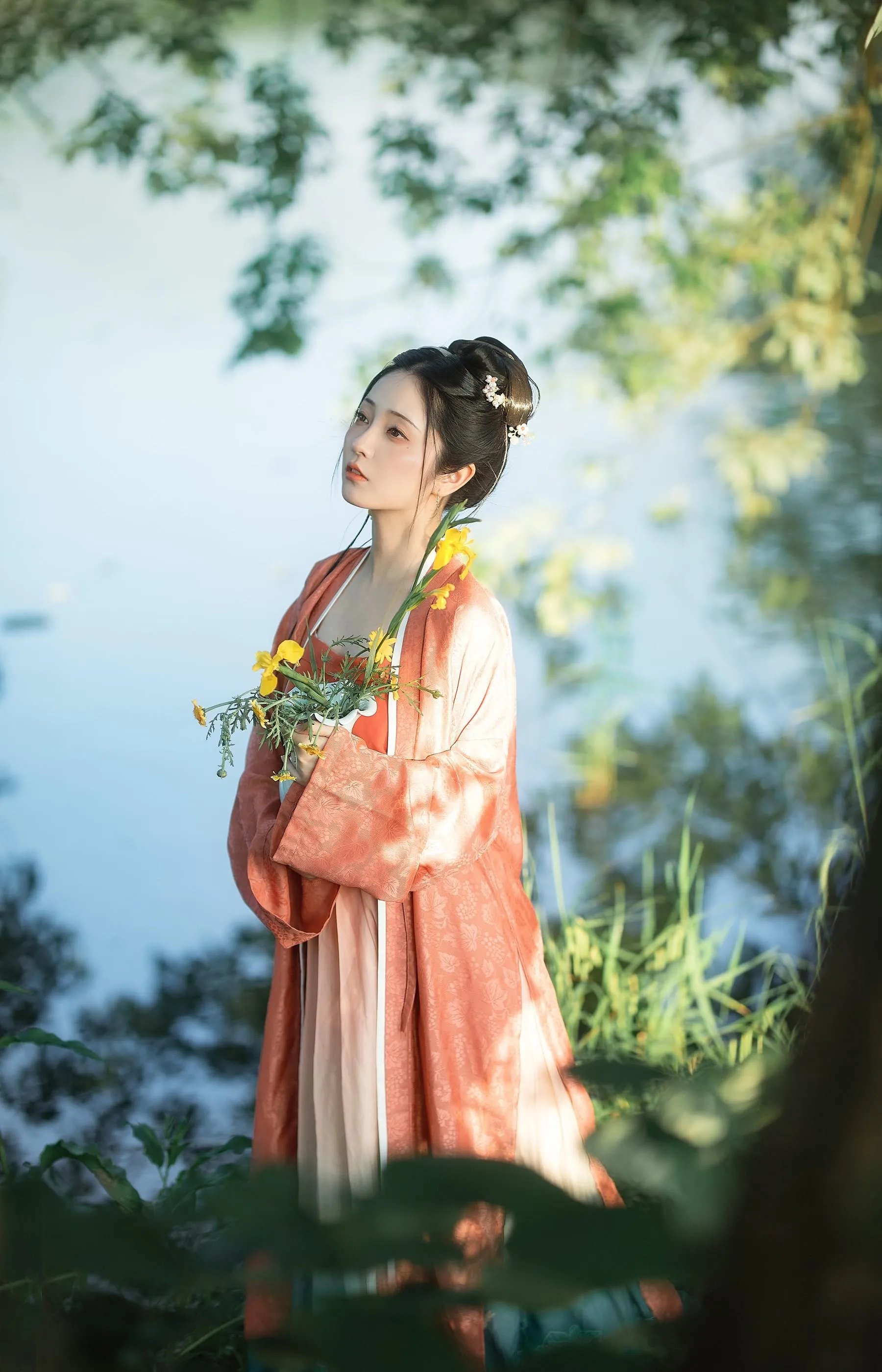[艺图语] 2022.06.24 凉夏 小温暖想要个大太阳 [23P]插图2